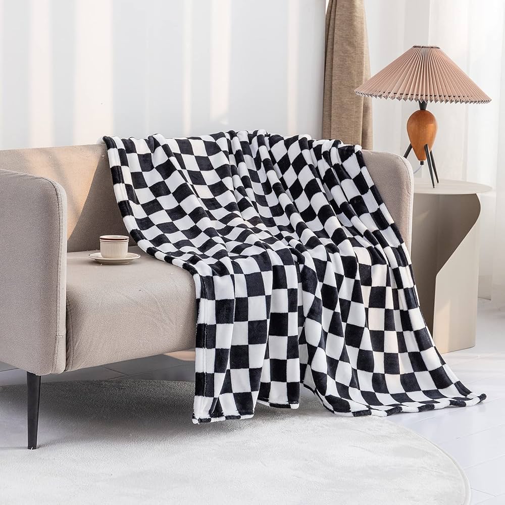 Amazon.com: LOMAO Throw Blankets Flannel Blanket with